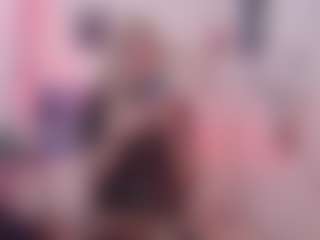 Live cam show with Allyvonn - Facial Piercings on Camsoda