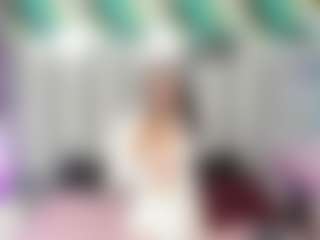 Live cam show with BellaKnoxMuffler - New Shaved Pussy on CamwithHer