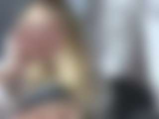 Live cam show with CalandraBalis - Blue Eyes on TeamSkeetLive