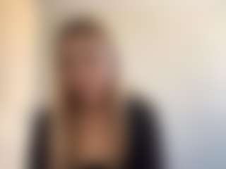 Live cam show with CatarinaBouthillette - Tease on SinfulBabes
