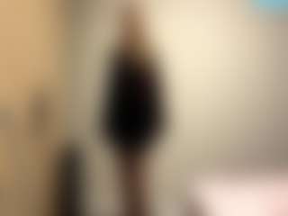 Live cam show with CatarinaBouthillette - Lush Mature on CamClone