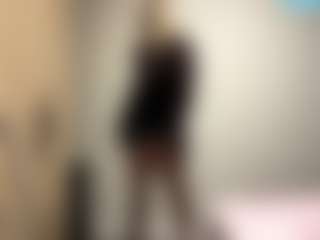 Live cam show with CatarinaBouthillette - Bedroom Teen (18+) on CamClone