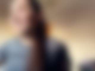 Live cam show with ChiCdebaca - Body Massage on madthumbs