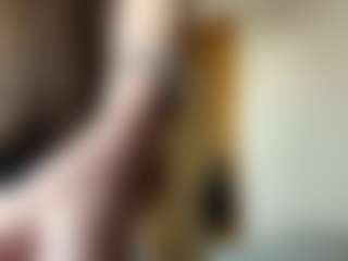 ChiCdebaca's Live Sex Cam Show