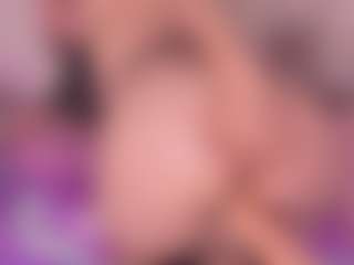Emilyvalvet's Live Sex Cam Show