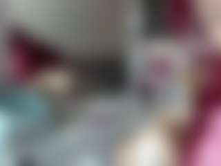Live cam show with EveliaAndrian - Cute on galaxygirlnitro.com
