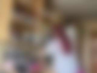 Live cam show with EveliaAndrian - Student on Camsoda