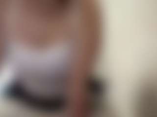 LanetteOber's Live Sex Cam Show