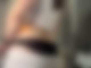 Live cam show with LanetteOber - Small Tits Mature on live18s.com