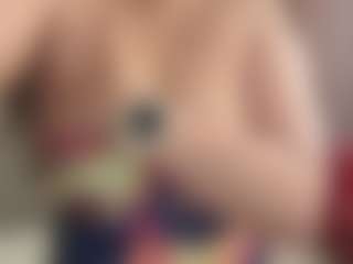 LondonHilton's Live Sex Cam Show