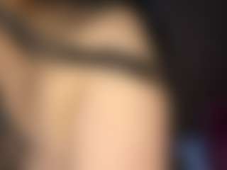 LondonHilton's Live Sex Cam Show