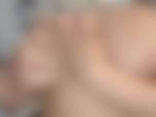 LondonHilton's Live Sex Cam Show