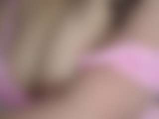 LondonHilton's Live Sex Cam Show