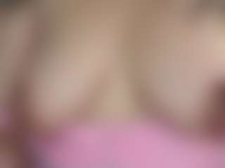 LondonHilton's Live Sex Cam Show