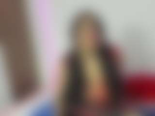 Live cam show with LuxyBlaze - Brown Eyes on Camsoda