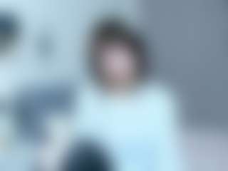 Live cam show with MadieMeharry - Green Eyes on TeamSkeetLive