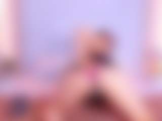 Manuela-21's Live Sex Cam Show