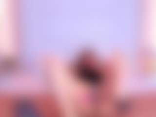 Manuela-21's Live Sex Cam Show