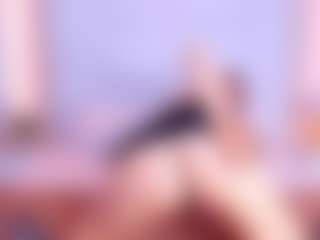 Manuela-21's Live Sex Cam Show