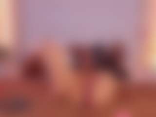 Manuela-21's Live Sex Cam Show