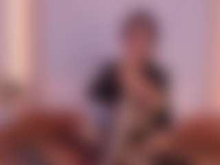 Manuela-21's Live Sex Cam Show