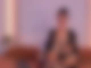 Manuela-21's Live Sex Cam Show