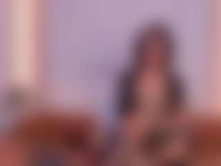 Manuela-21's Live Sex Cam Show
