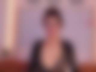 Manuela-21's Live Sex Cam Show