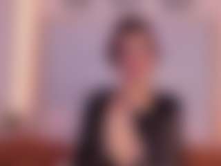 Manuela-21's Live Sex Cam Show