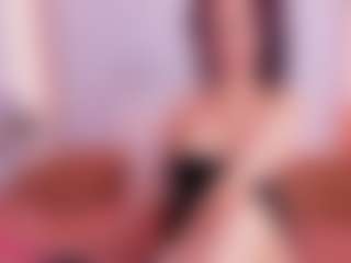 Manuela-21's Live Sex Cam Show