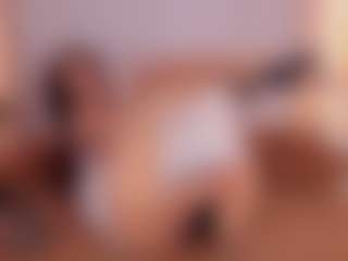 Manuela-21's Live Sex Cam Show