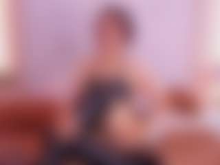 Manuela-21's Live Sex Cam Show