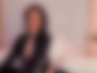 Manuela-21's Live Sex Cam Show