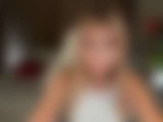 sophiaawhite's Live Sex Cam Show