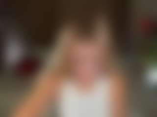 sophiaawhite's Live Sex Cam Show