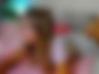 Live cam show with sophiaawhite - Blonde Hair HD on Camsoda
