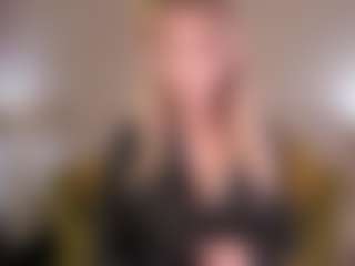 Live cam show with sophiaawhite - Moaning on fapnchat