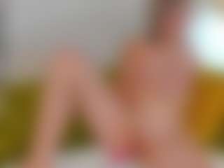 Live cam show with sophiaawhite - Green Eyes on AdultVida.com