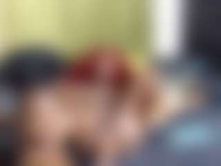 Live cam show with Kiara and Mia - New Petite on Hubzter Live