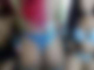 Live cam show with Kiara and Mia - Sexwebcam on Camsoda