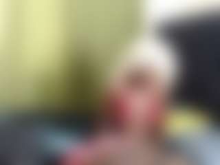 Live cam show with Kiara and Mia - Facial Piercings on xxxlivecams.org