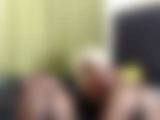 Live cam show with Kiara and Mia - Tiny Tits on xxxlivecams.org