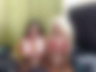 Live-Cam-Show mit Kiara and Mia - HD auf Camsoda