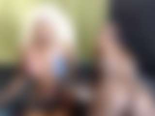 Kiara and Mia's Live Sex Cam Show