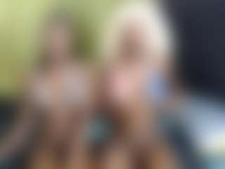 Live cam show with Kiara and Mia - Cum on Camsoda