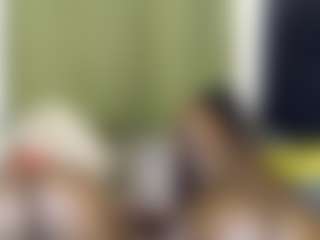 Live cam show with Kiara and Mia - Eating Pussy on slutload