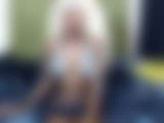 Kiara and Mia's Live Sex Cam Show