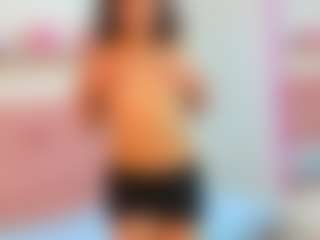 Live cam show with VekyCherry - Dildo on Soda Cam