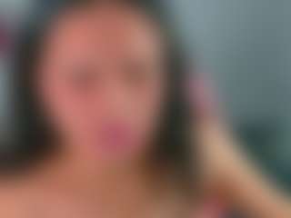 Live cam show with VekyCherry - Shower on Camsoda