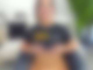 YasmineVixen's Live Sex Cam Show